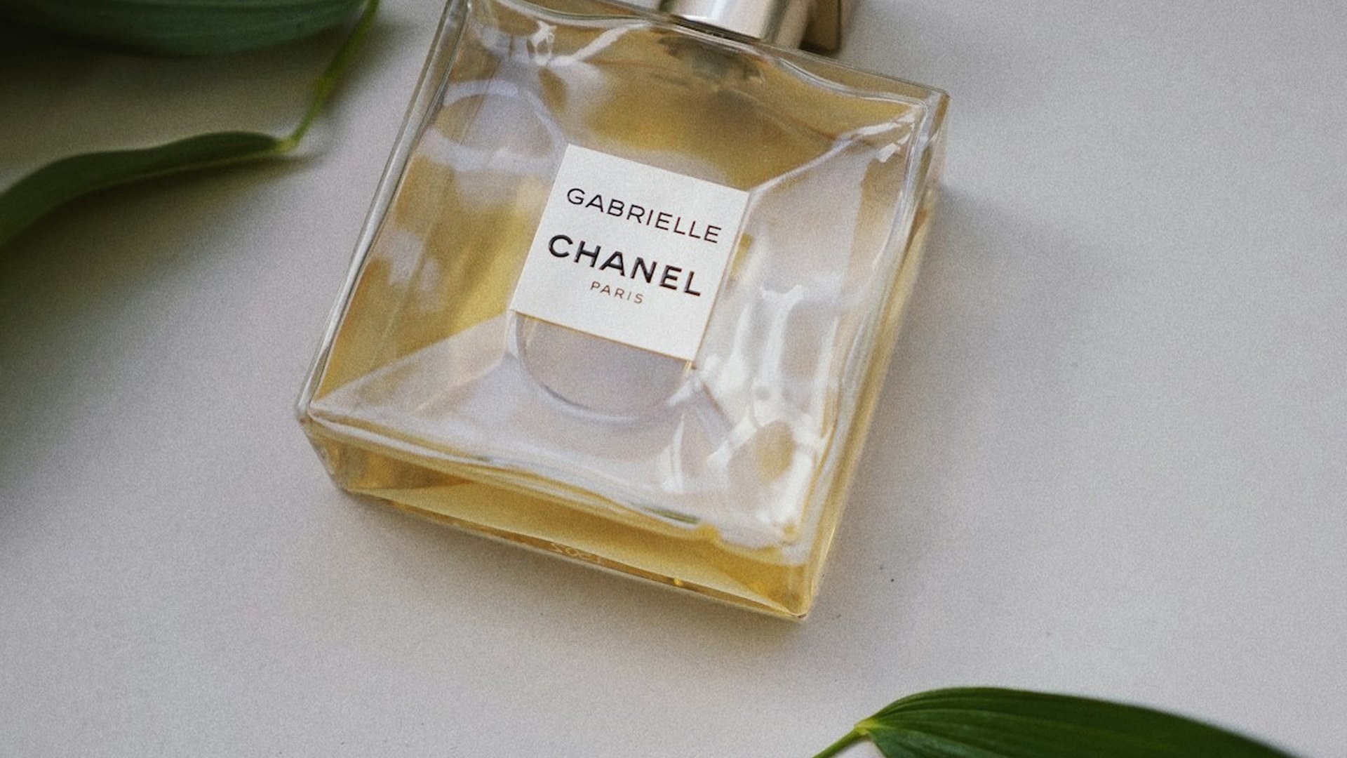 Monochrome Luxury: Why Black and White Define Our Packaging Design